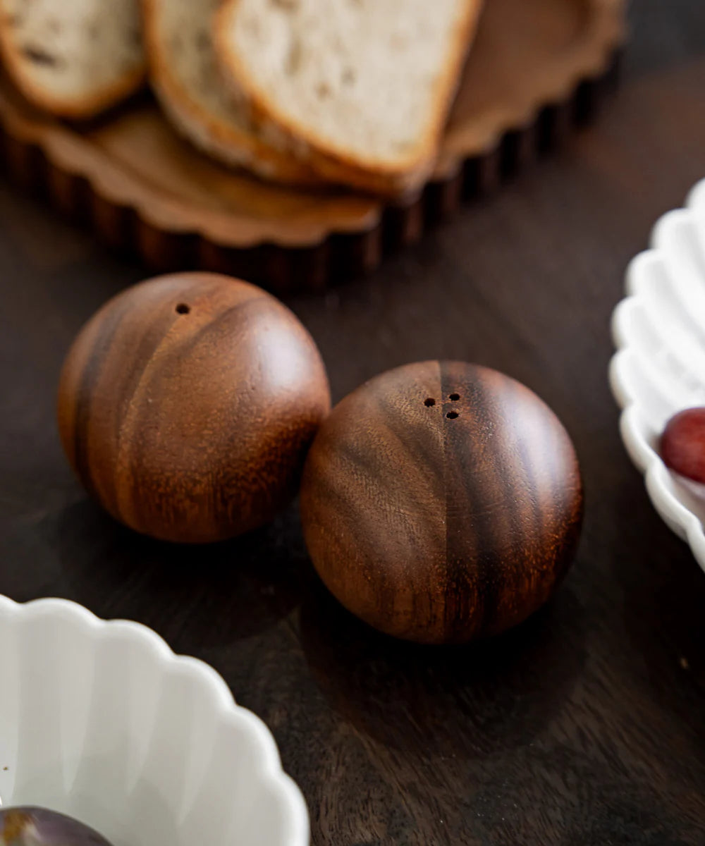 Akazie Talu Salz und Pfefferstreuer