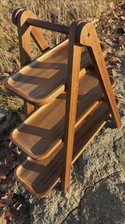 Akazie Skala Etagere mit Gravur